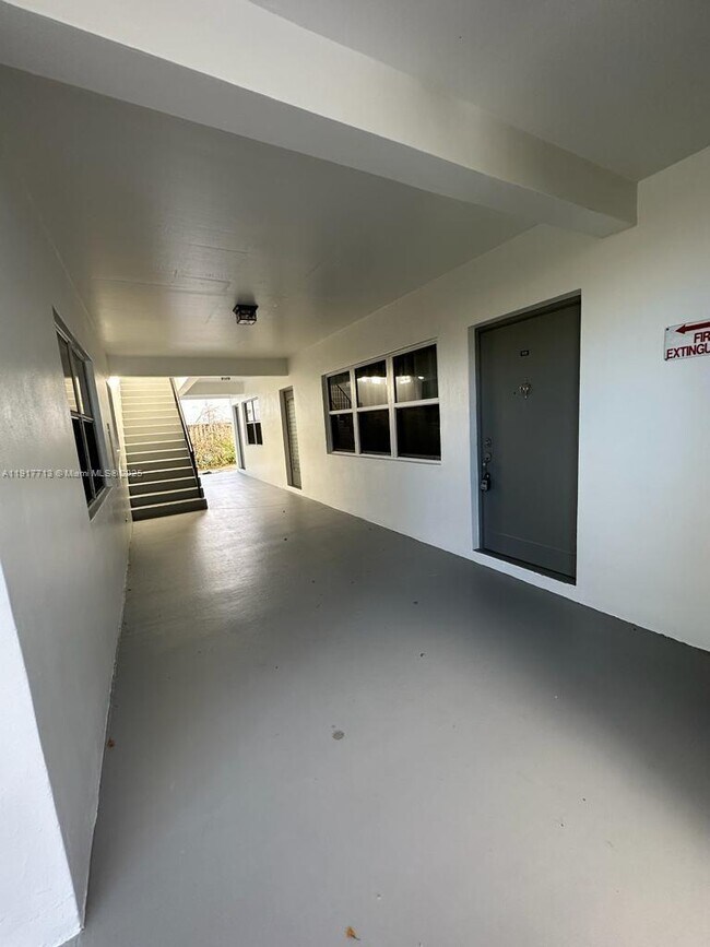 Photo - 6200 NE 22nd Way Unit 102