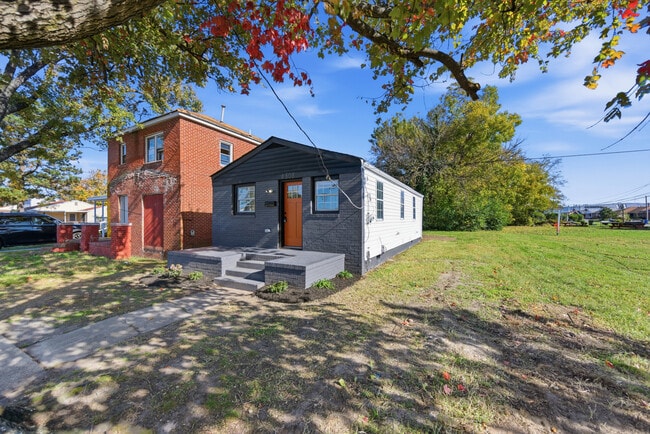 Photo - 4308 Roanoke Ave