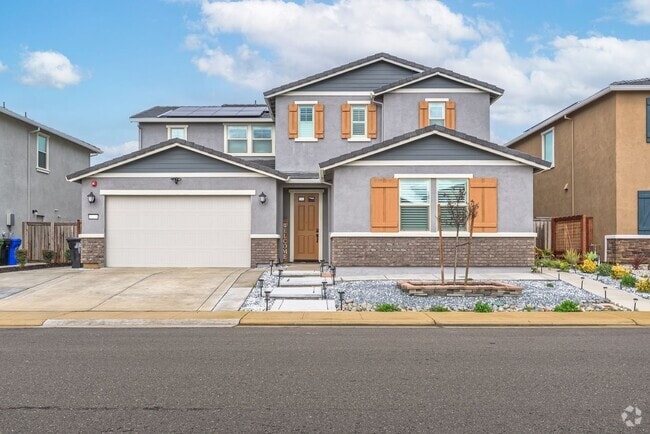 Building Photo - Exquisite 3/2.5 + Inlaw Quarters!  ELK GRO... Rental