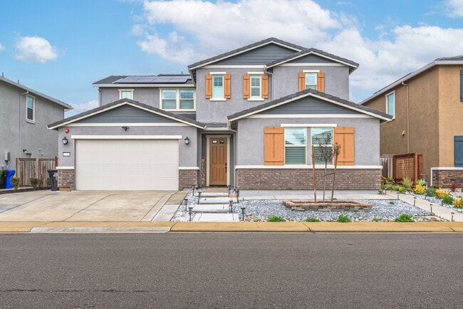 Exquisite 3/2.5 + Inlaw Quarters! ELK GRO... - Exquisite 3/2.5 + Inlaw Quarters!  ELK GRO... House