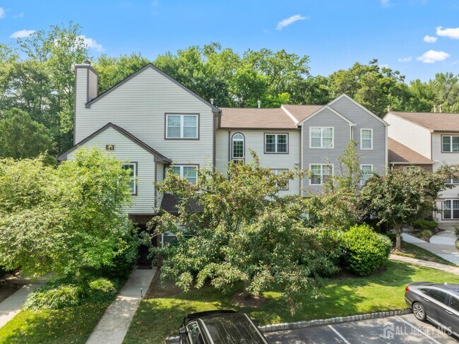 Building Photo - 7151 Elm Ct