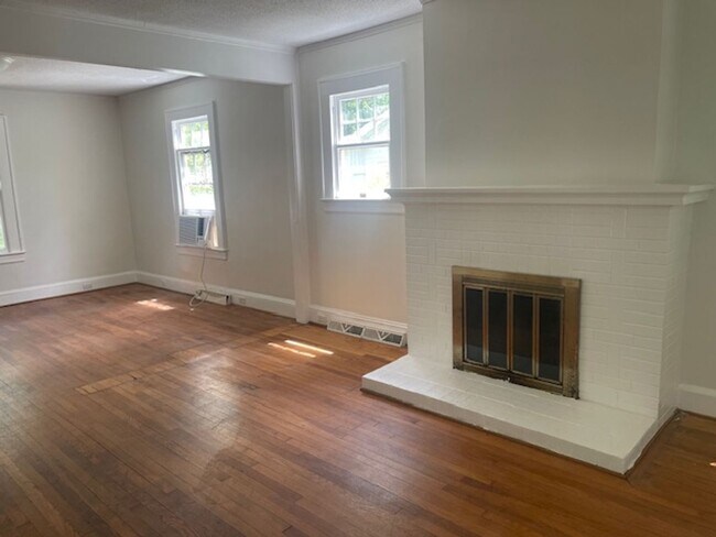 Photo - 725 Gales Ave Unit 725 Gales Ave  A