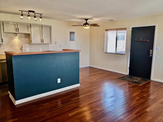 Living/Dining Room Area - 3740 Iris Ave Unit D