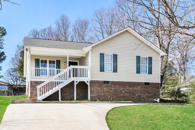 Photo - 345 Wingo St