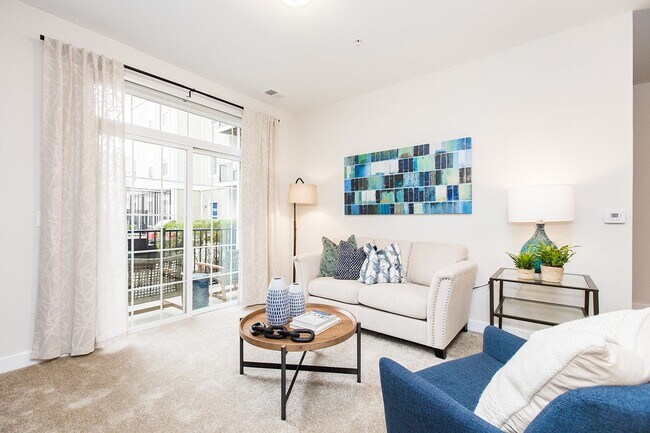 Photo - Verde at Howard Square West