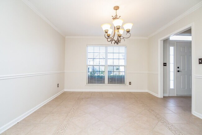 Photo - 1419 Weston Ln