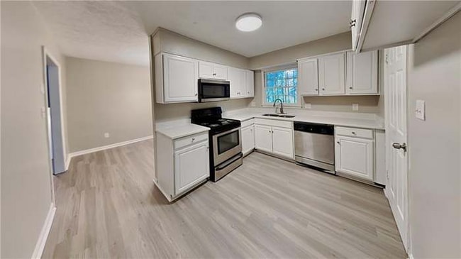 Photo - 321 Tarragon Way SW