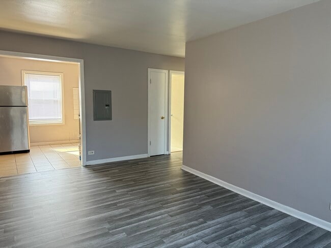 Building Photo - 9110 Skokie Blvd Unit 9110