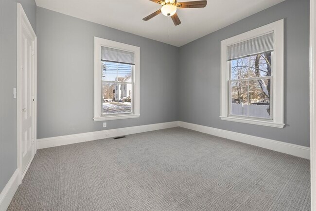 Photo - 275 Market St Unit A