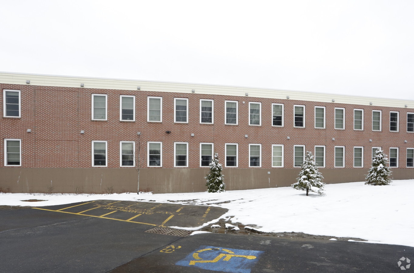 Photo - Huse School Apartments