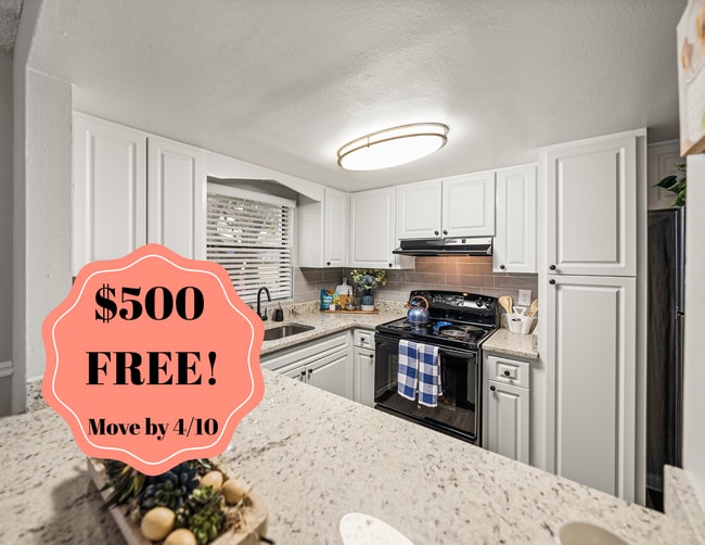 Building Photo - The Park at Parma