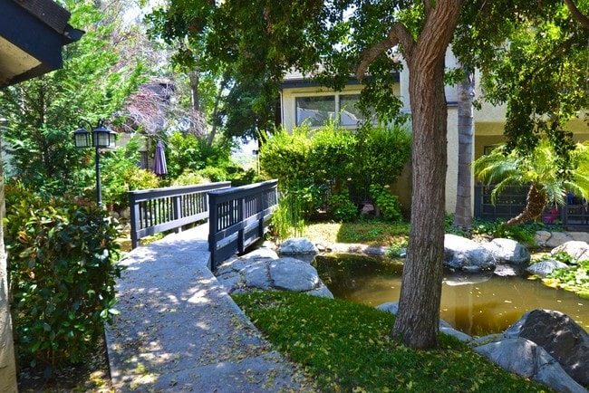 Photo - 5714 Skyview Way