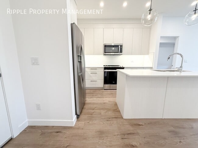 Photo - Modern 2 Beds, 2 Baths Apartment/Condo | Chestermere Living | HALF MONTH OFF for early move-in Unité 1403