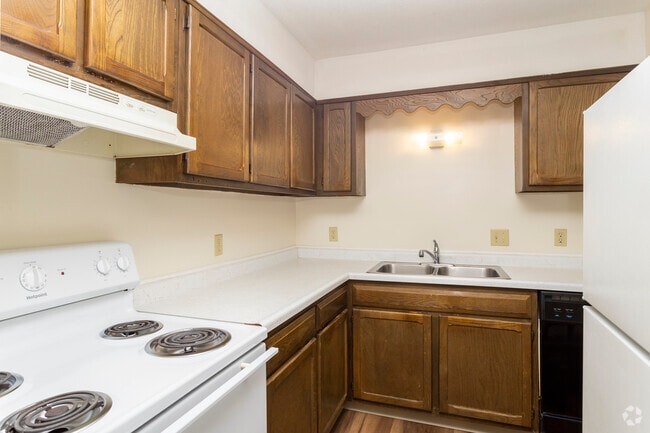 1BR, 1BA - 816SF
