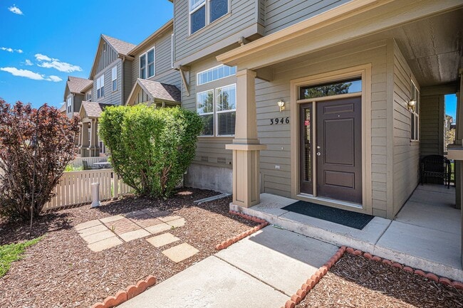 Photo - Spacious 3 bedroom in the heart of Castle Rock!