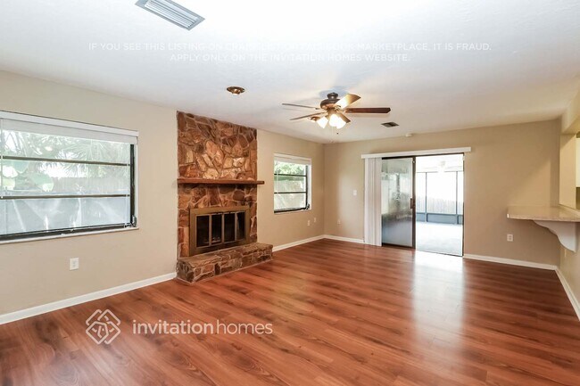 Photo - 90 Durham Ct