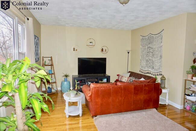 Photo - 19 Highgate St Unit 1