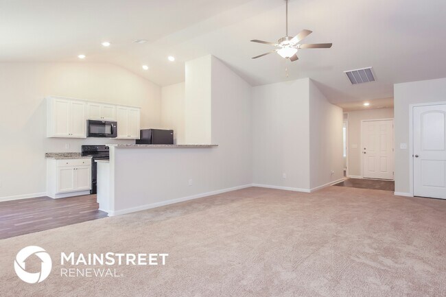 Photo - 220 Rustling Way