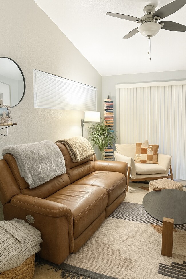 Photo - 3002 W Elizabeth St Unit 2H