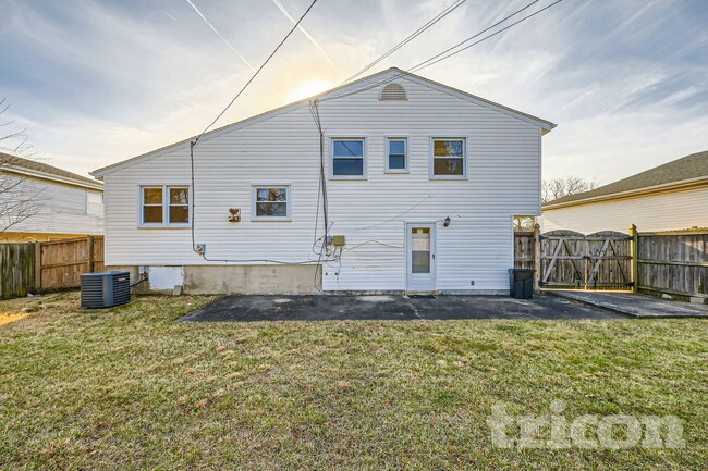 Photo - 7910 Brookhaven Rd