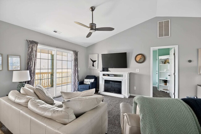 Photo - 12 Oak Dr Unit SI ID1591571P