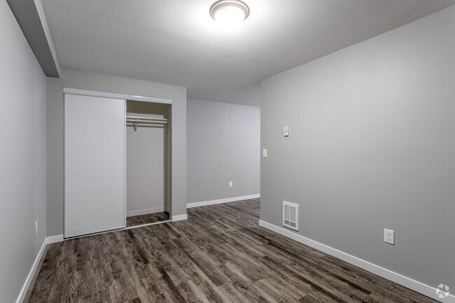 Extended Studio - 670SF