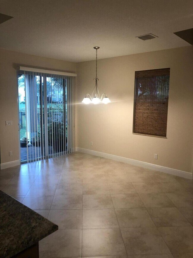 Photo - 4620 Cadiz Cir