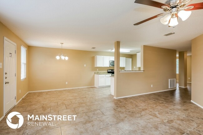 Photo - 3124 Crimson Clover Dr