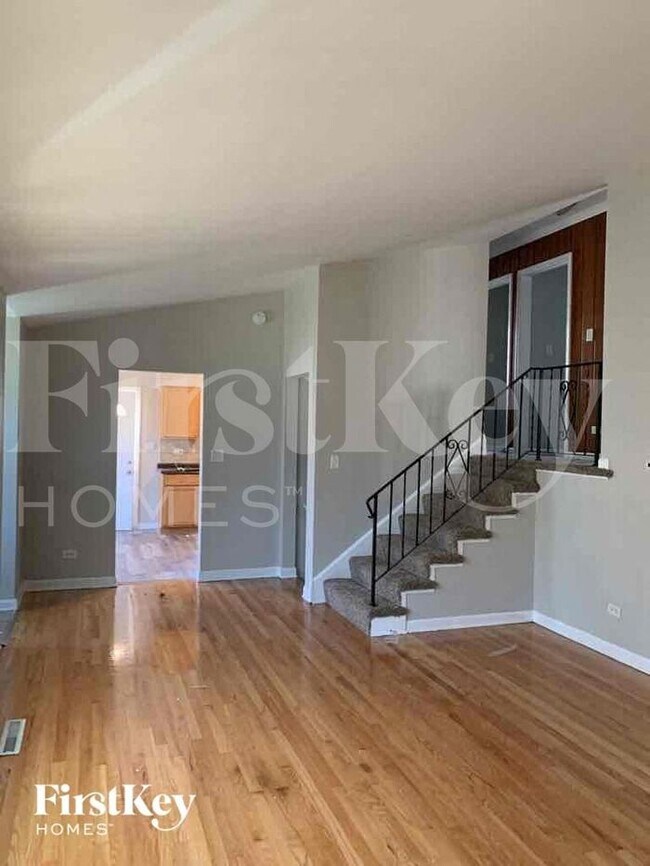 Photo - 17415 Burnham Ave