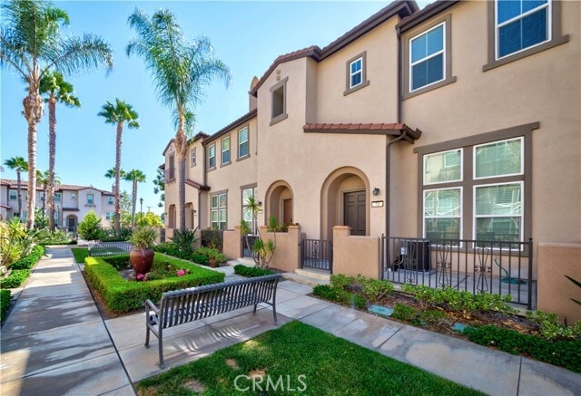 Building Photo - 70 Stockton Dr