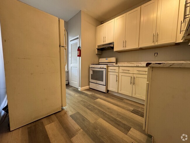 Building Photo - 69 Martin Luther King Jr Dr Unit 2 Rental