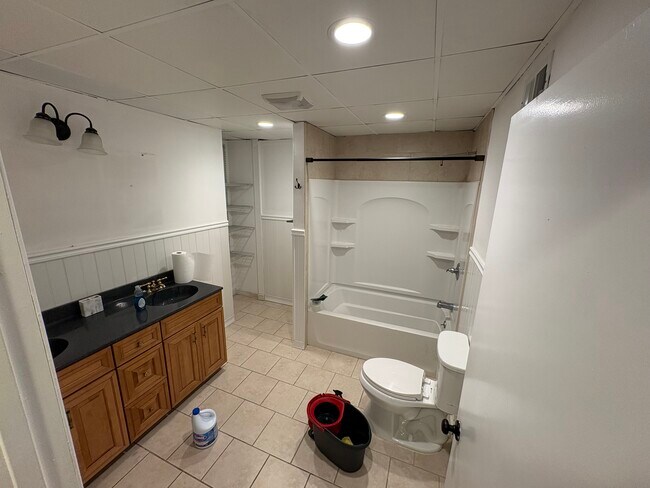 Photo - 236 Northfield Rd Unit 1