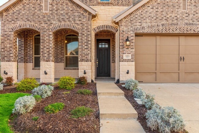 Photo - 1829 Leo Dr