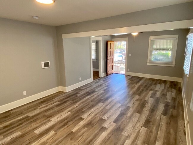 Photo - Charming 2 Bedroom Craftsman House w/Porch...