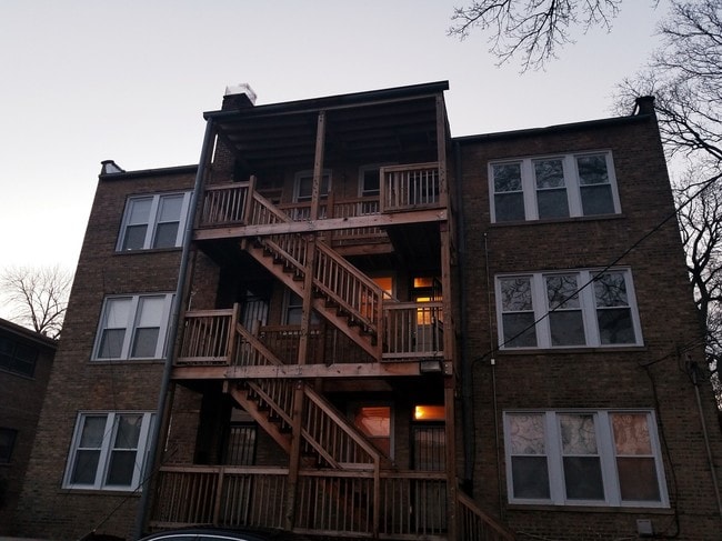 Photo - 11021-23 S. Longwood