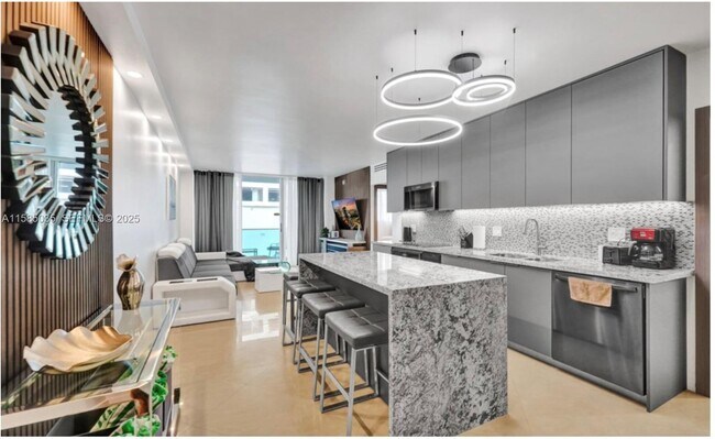 Building Photo - 4001S S Ocean Dr Unit 3L