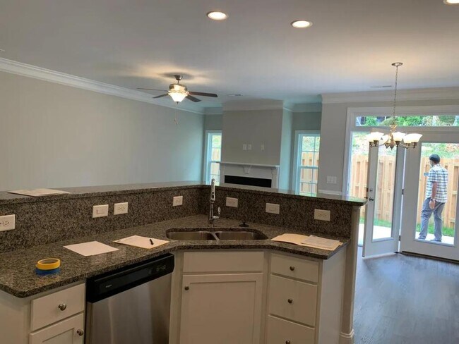 Photo - 846 Silver Leaf Dr