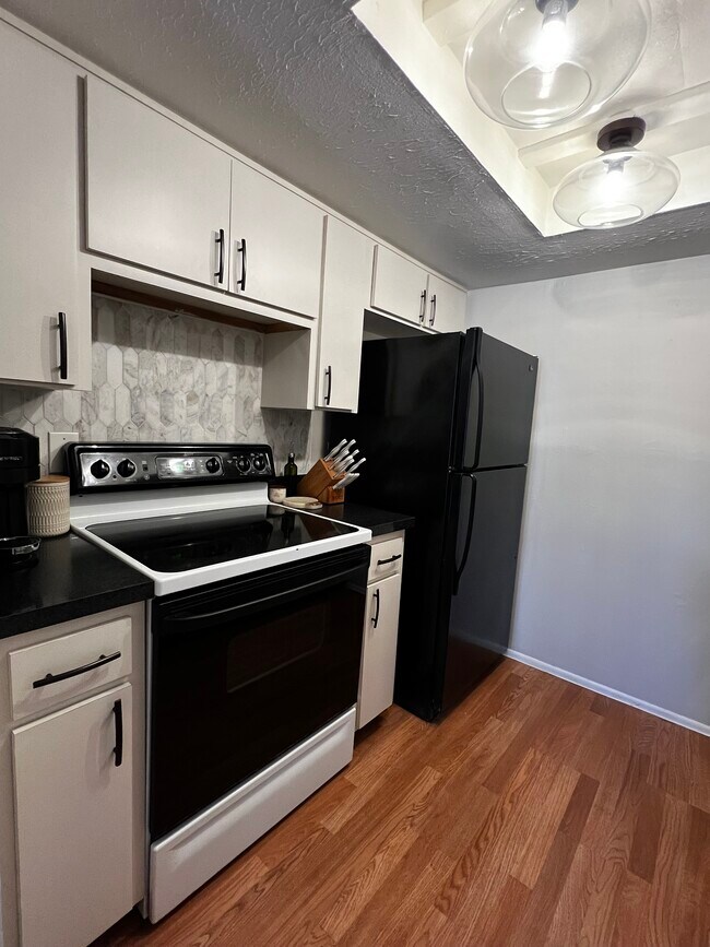 Photo - 4611 W North B St Unidad 224