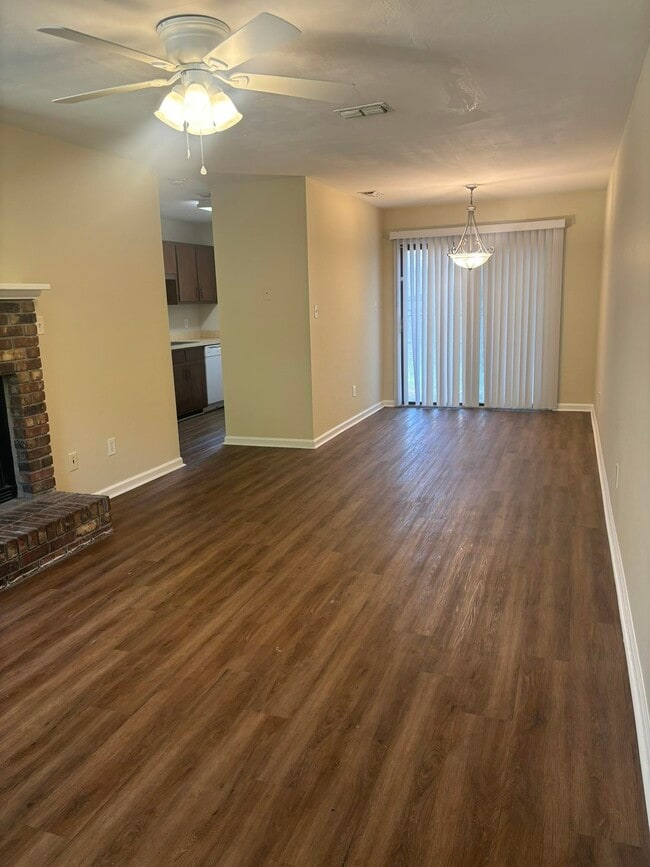 Photo - 2528 Prest Ct