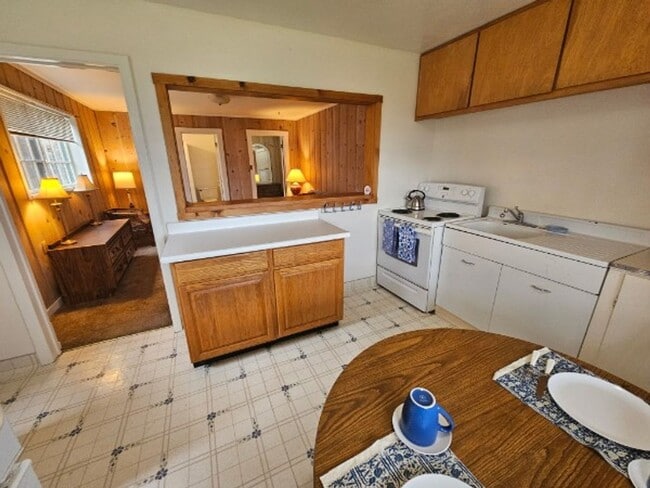 Photo - Furnished Rental available now with lake view