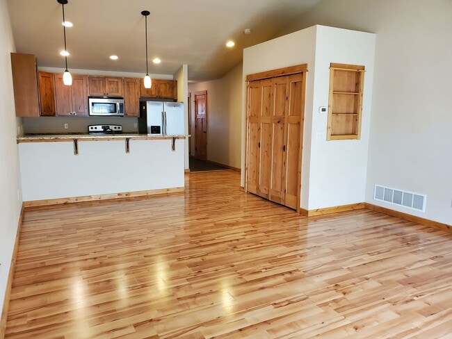 Photo - 110 Molly Dr