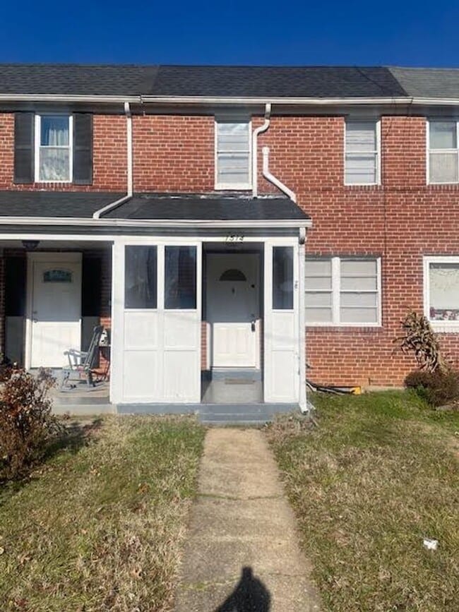 Building Photo - Renovated 2bed 2bath in Middle River Rental