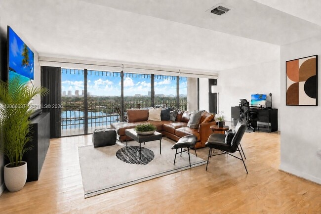 Photo - 3 Grove Isle Dr Unit C1208