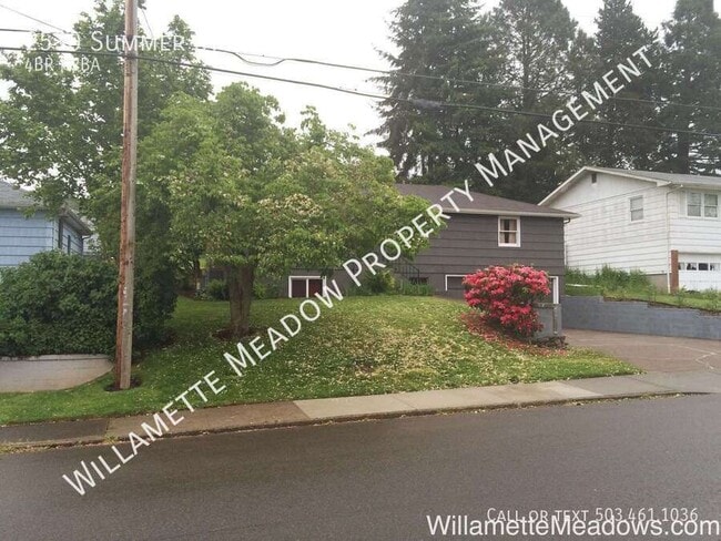 Photo - 2530 Summer St SE