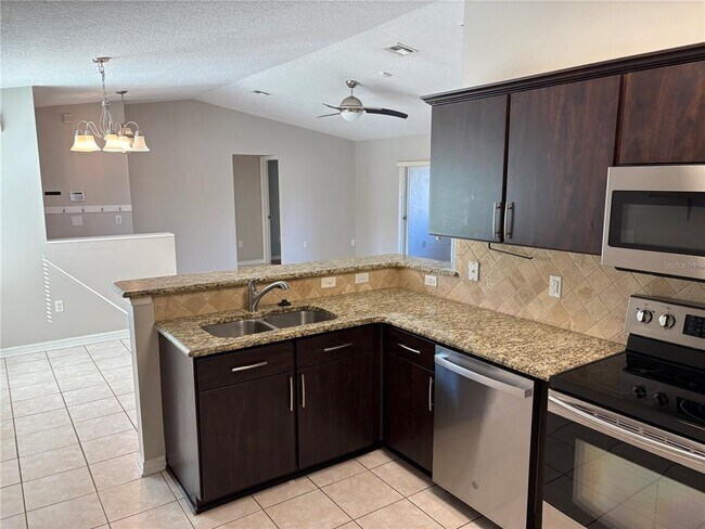 Photo - 1326 Hillview Dr