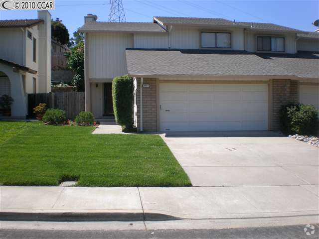 Building Photo - 1312 Shaddick Dr Rental