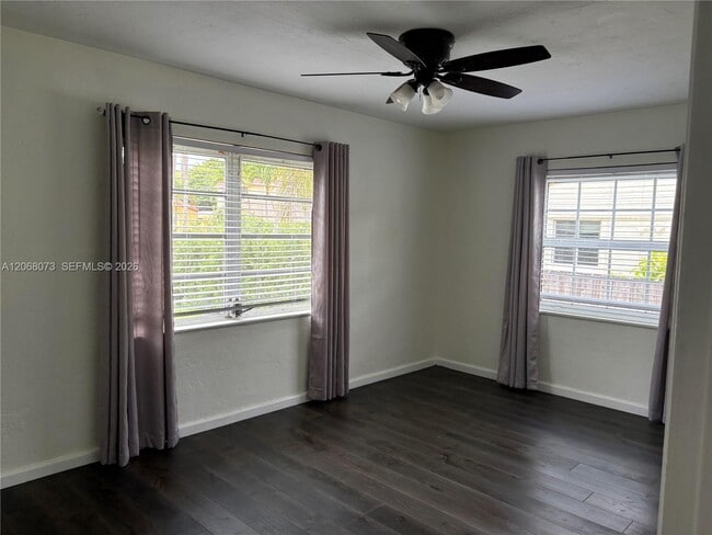 Photo - 1422 Wiley St