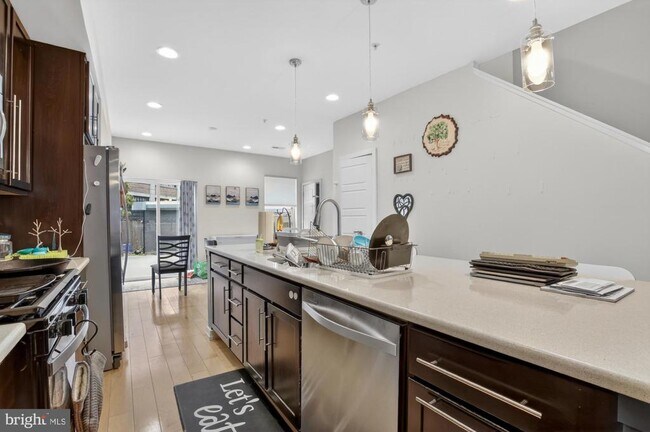 Photo - 1504 Earl St