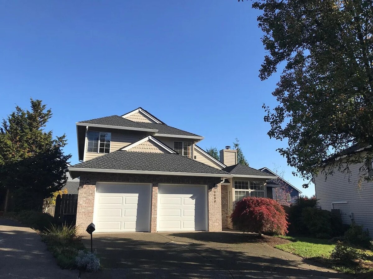 Photo - 8660 SW Cortez Ct