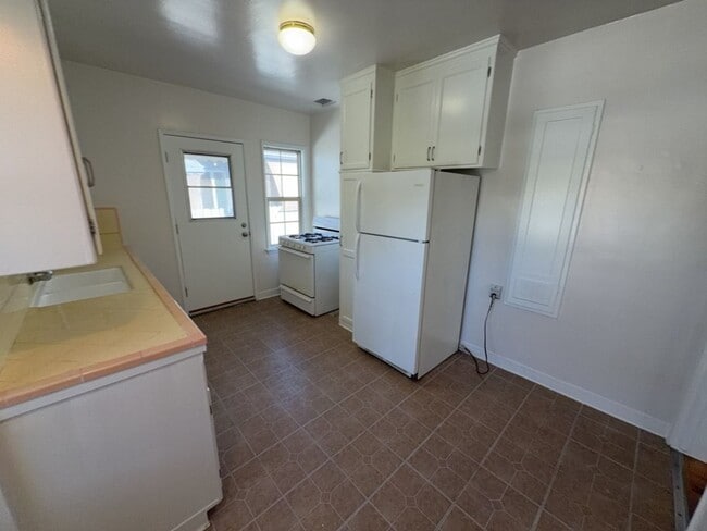 Photo - 517 Unit A